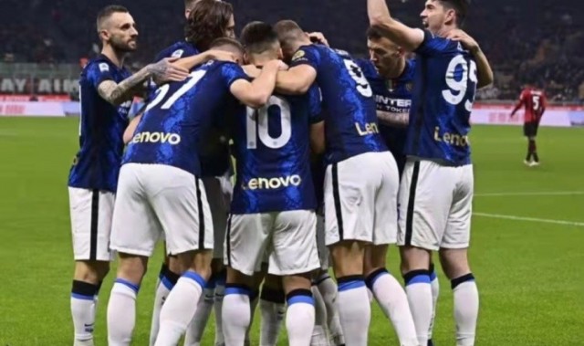  慕尼黑德比战火药味十足险冲突  