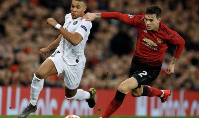  巴黎圣日耳曼青训出品，新星首次入选国家队大名单  