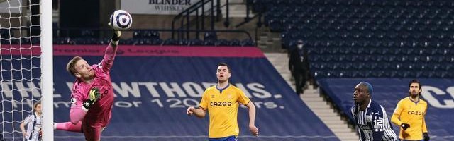  切尔西锋线集体迷失，水晶宫铁桶阵逼平豪门  