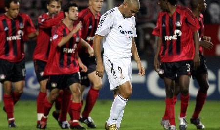  弗赖堡爆冷击败勒沃库森改写积分榜格局