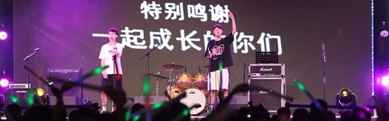  曼联青训小将惊艳首秀，未来可期引期待  