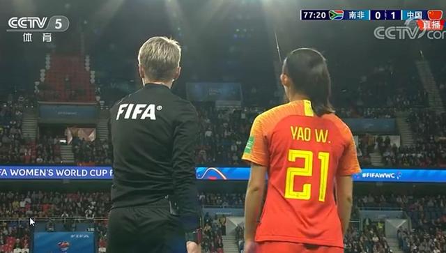  尼姆中场核心伤退，法甲球队及时调整保住平局